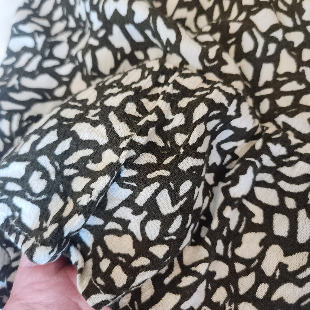 Bobeau Midi Skirt, Size Large - Picture 11 of 11